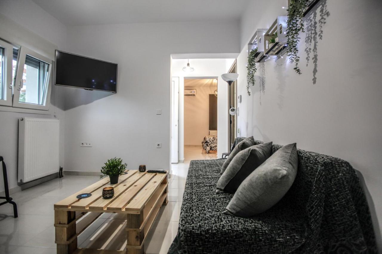 Terra Di Meteora Suites #3 กาลัมปากา ภายนอก รูปภาพ