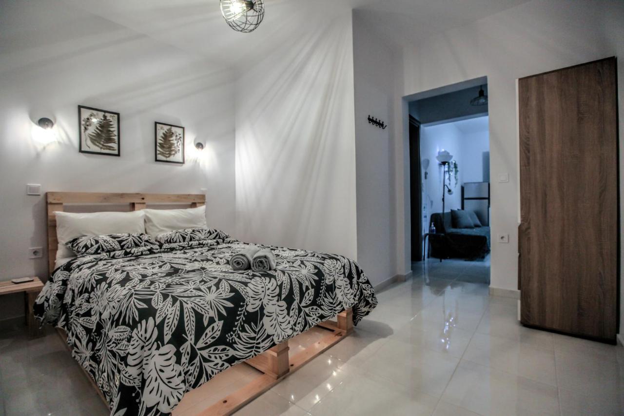 Terra Di Meteora Suites #3 กาลัมปากา ภายนอก รูปภาพ